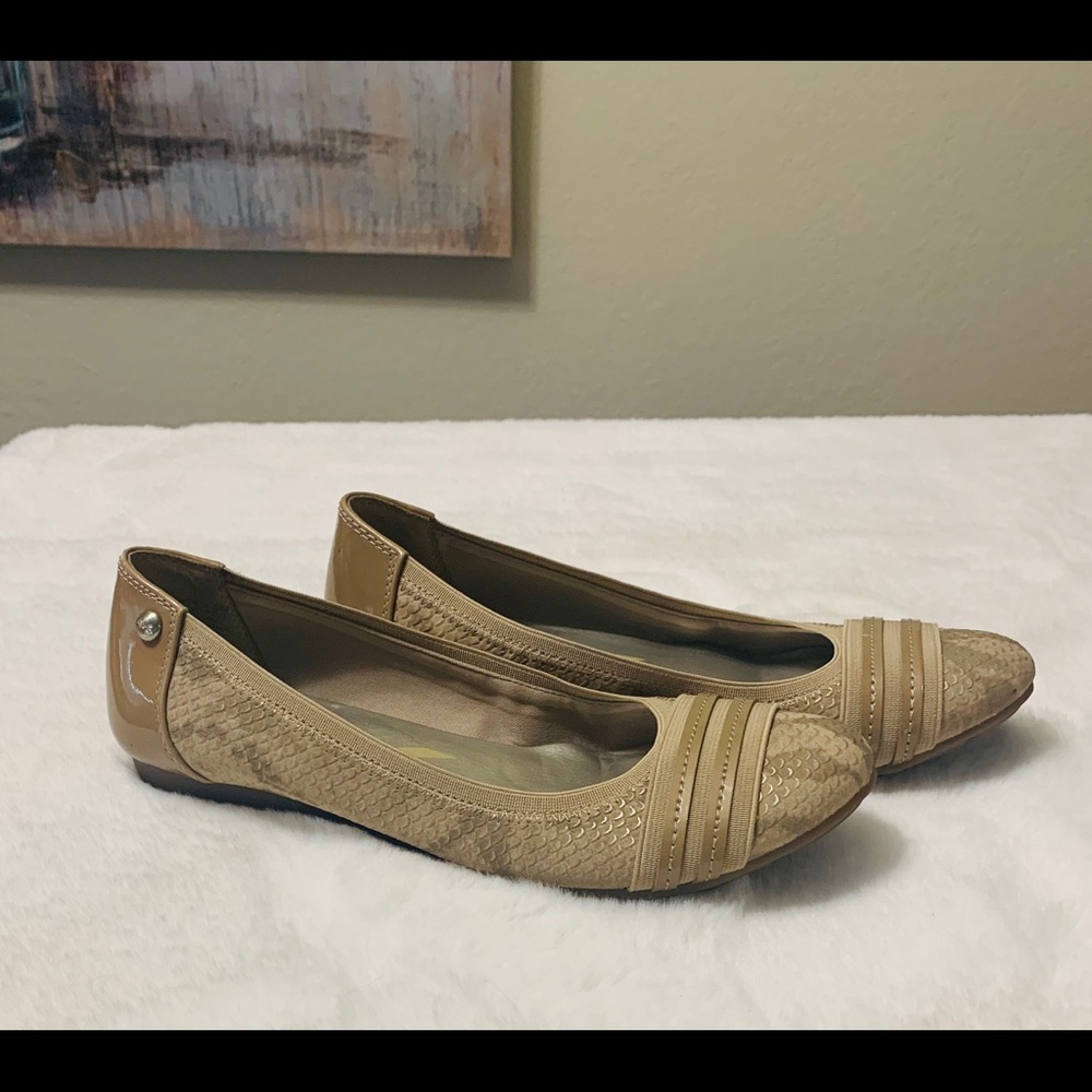 Anne Klein Sport Flats 🥿